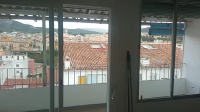 Top-floor apartment in Ensanche photo 4