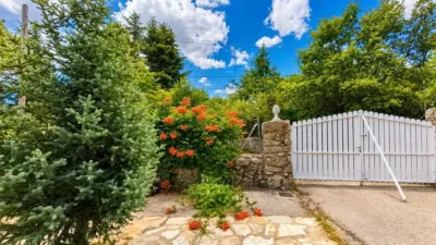 Chalet on Calle de las Saleguillas photo 6