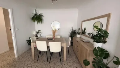 Flat on Calle de Sartaña photo 8
