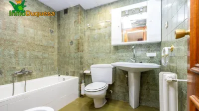 Apartment in Alhamar photo 9