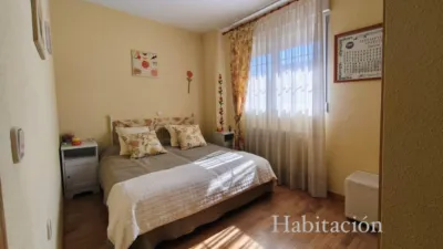 Chalet on Calle de Gargantilla photo 14