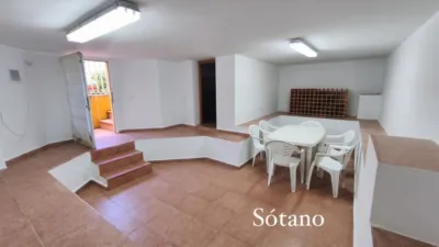 Chalet on Calle de Gargantilla photo 33