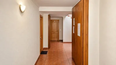 Apartment in Barrio de Casasola, 1011 photo 3