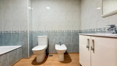 Flat for sale on Calle Josep Bernad Amorós photo 14