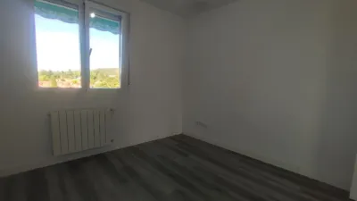 Apartment in Urbanización Olmosierra photo 17