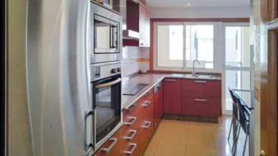 Apartment on Calle M Luisa Duran Marquina, No. 16 photo 7