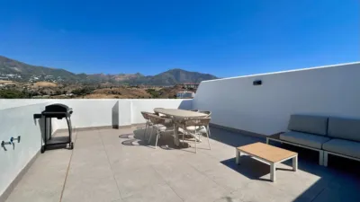 Penthouse on Avenida Comunera María Pacheco photo 15
