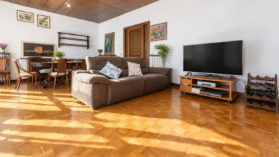 Apartment in Centre photo 7