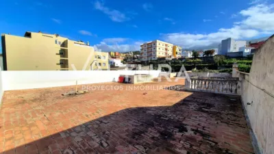 Semi-detached house on Avenida Veinticinco De Abril photo 56
