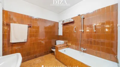 Apartment on Paseo de la Castellana photo 28