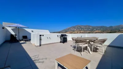 Penthouse on Avenida Comunera María Pacheco photo 14