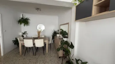 Flat on Calle de Sartaña photo 23