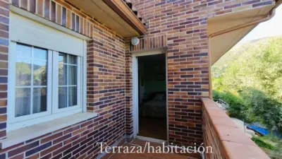 Chalet on Calle de Gargantilla photo 17