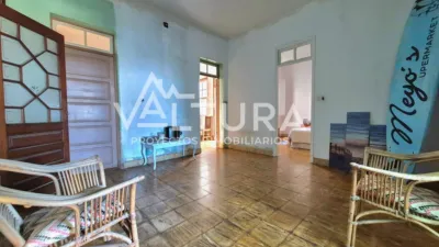 Semi-detached house on Avenida Veinticinco De Abril photo 17