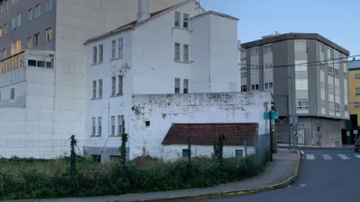 Edificio en venta en Calle Marques de Figueiroa - Vista 2