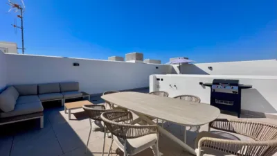 Penthouse on Avenida Comunera María Pacheco photo 16