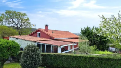 Chalet on Vilariño de Busto Street photo 3