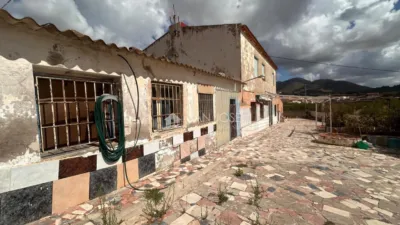 Chalet in Algueña photo 16