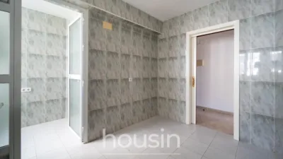 Apartment on Avenida de la Ciudad Jardín photo 4