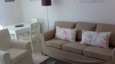 Penthouse in Carrer Normes de Castello photo 2