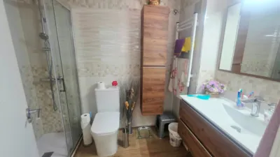 Top floor flat on Calle San Pascual photo 6