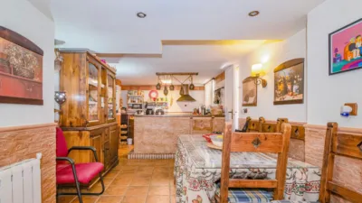 Terraced house in Airport Zone photo 6