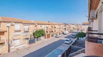 Terraced house in Airport Zone photo 32