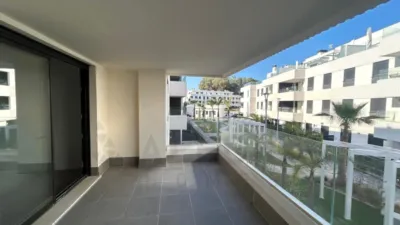 Apartment on Avenida Doctor Jaime Aparicio Santos photo 19
