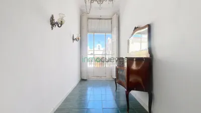 Terraced House in Centre photo 5