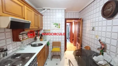 Apartment in Gamonal photo 9