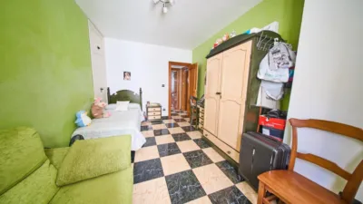 Flat on Calle de Ramón y Cajal photo 10