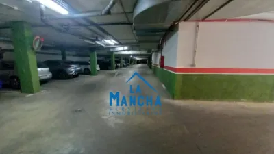 Garaje en venta en Universidad-Campus - Más