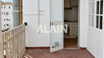 Apartment in Corts photo 19