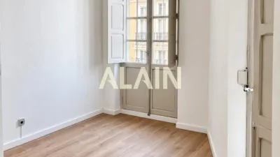 Apartment in Corts photo 11