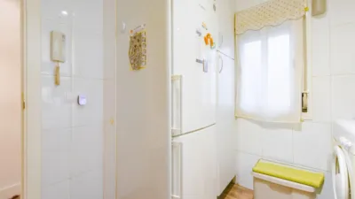 Apartment on Calle Cgdor Diego Valderrabano photo 4