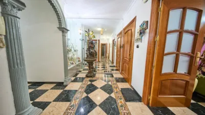 Flat on Calle de Ramón y Cajal photo 39
