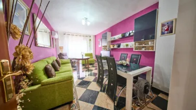 Flat on Calle de Ramón y Cajal photo 3