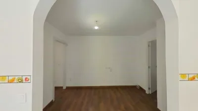 Piso en Valverde photo 3