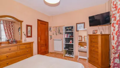 Terraced house in Airport Zone photo 30