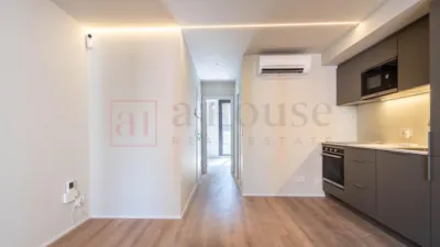 Apartment on Carrer del Consell de Cent photo 6