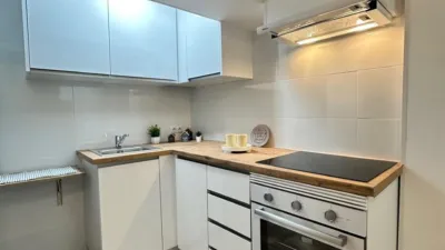 Apartment on Carrer de Mühlberg photo 3