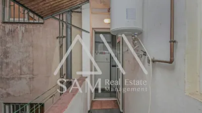 Flat in Santa Coloma de Gramenet photo 12