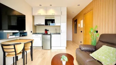 Apartment in Passatge Delta Muga photo 5