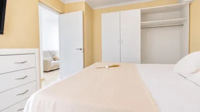 Flat on Calle Fernando Sastre photo 12