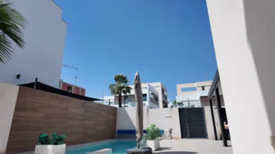 Casa en calle Infanta Elena photo 7