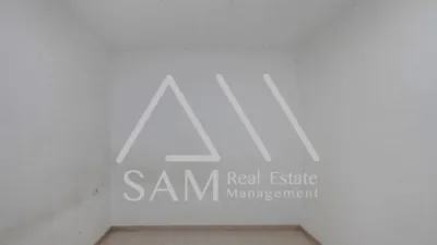 Flat in Santa Coloma de Gramenet photo 5