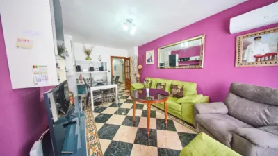 Flat on Calle de Ramón y Cajal photo 23