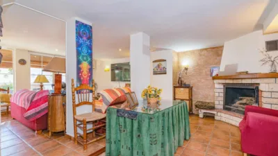 Terraced house in Airport Zone photo 10