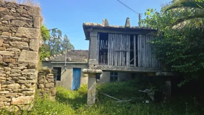Rustic finca at Calle Lg Penouco, O - Pq Boimente, No. 4 photo 5