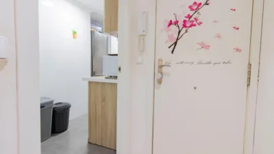 Flat on Calle Fernando Sastre photo 23